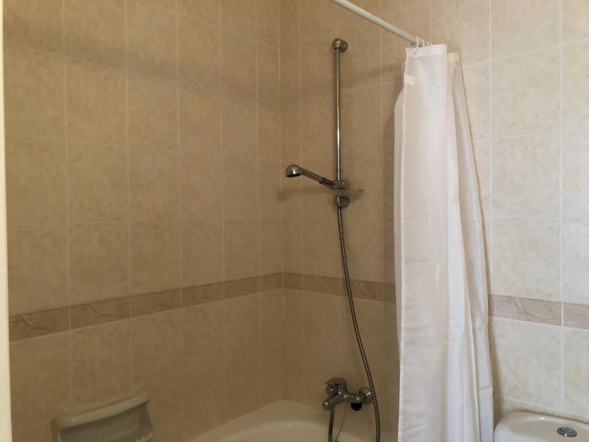 Limnaria Gardens - 1 Bedroom, Sunny Apartment With Stunning Pool Views 파포스 외부 사진